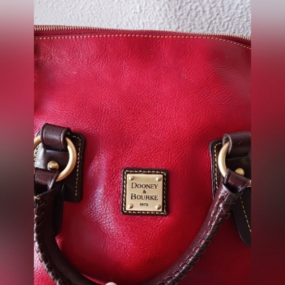 Dooney &  Bourke Stanwich red Pebbled grain leather satchel bag - Picture 10 of 13